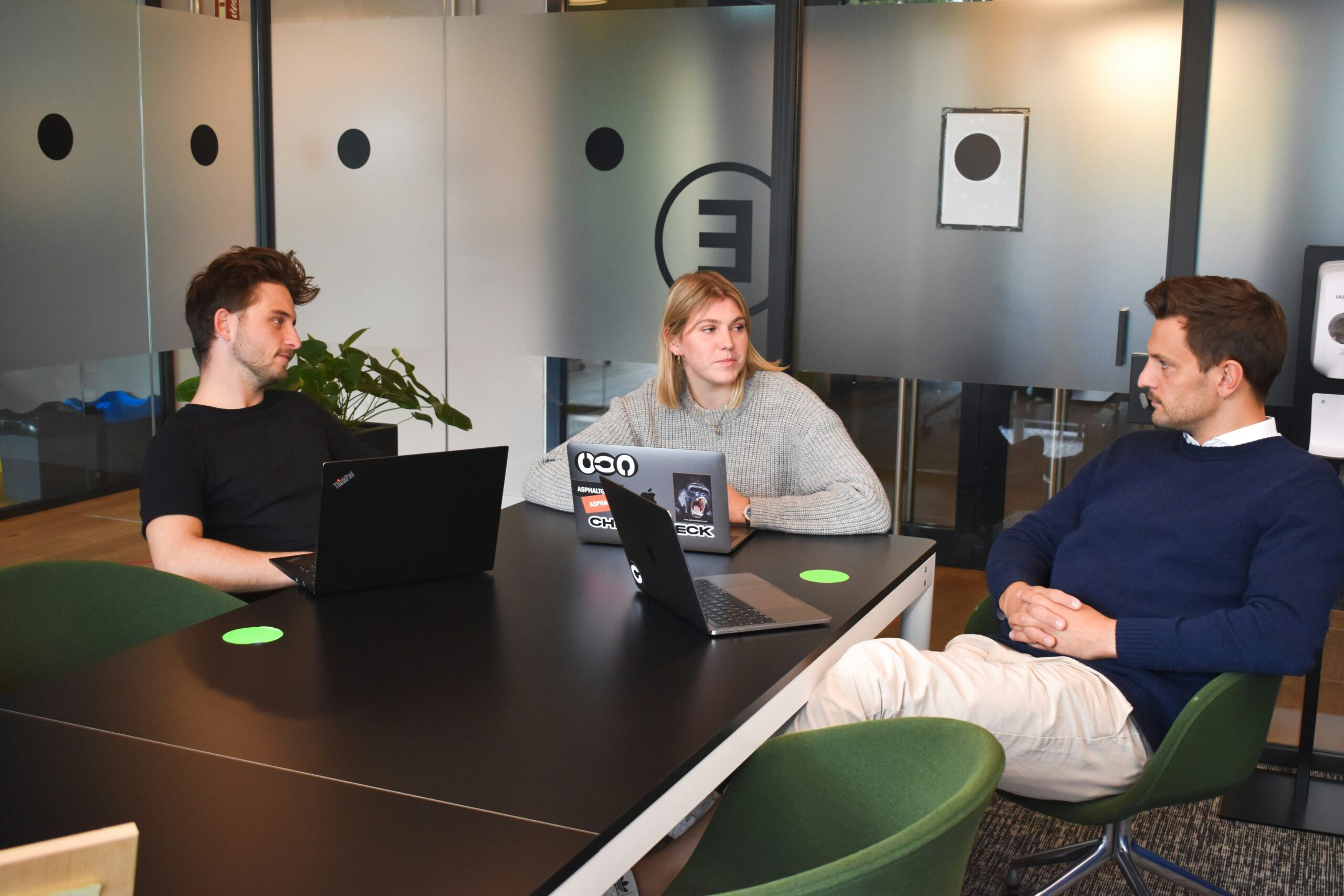 business consulting team